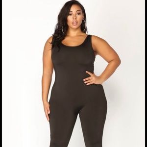 Fashion Nova Nova Boost jumpsuit size 1X NEW!! -- MUST HAVE casual or sexy dress